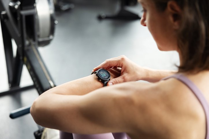 What Fitness Tech Should You Buy? These Expert Recommendations Are All You Need
