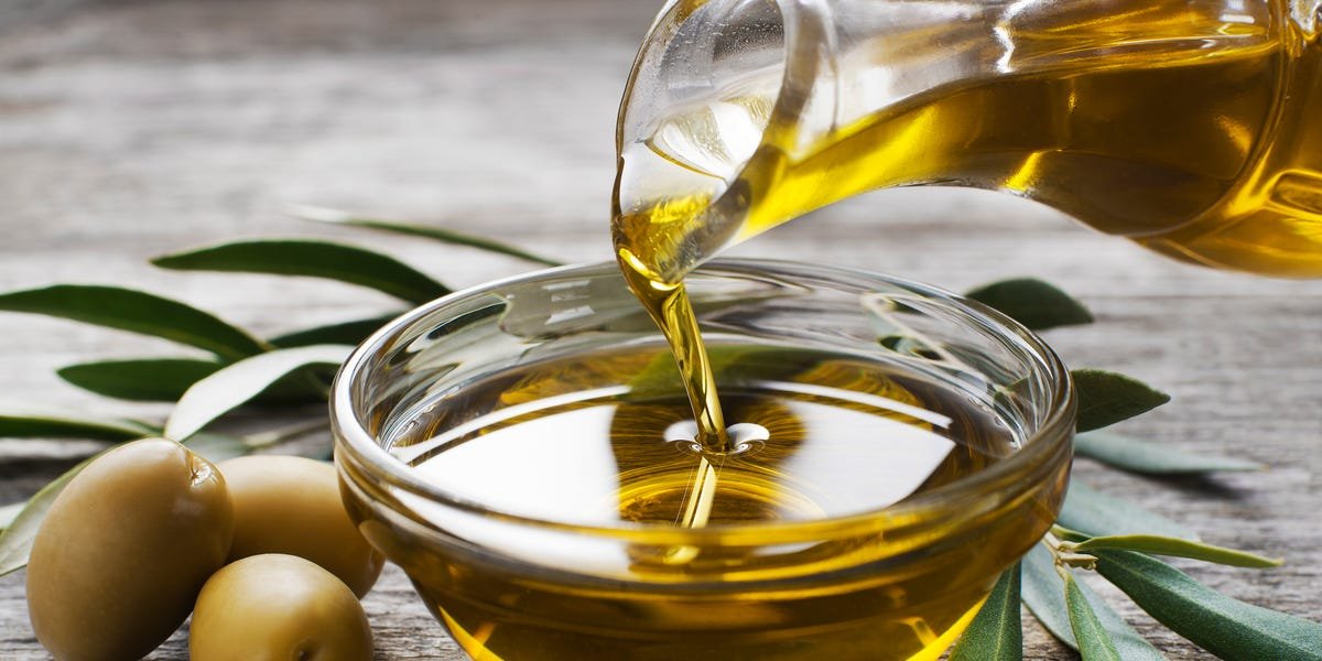 Are Olive Oil Shots Good for You? Dietitians Say This Is the Most Important Thing to Remember