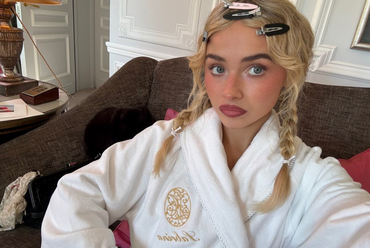 The 10 Best Celebrity Blush Looks Of 2026 (So Far)