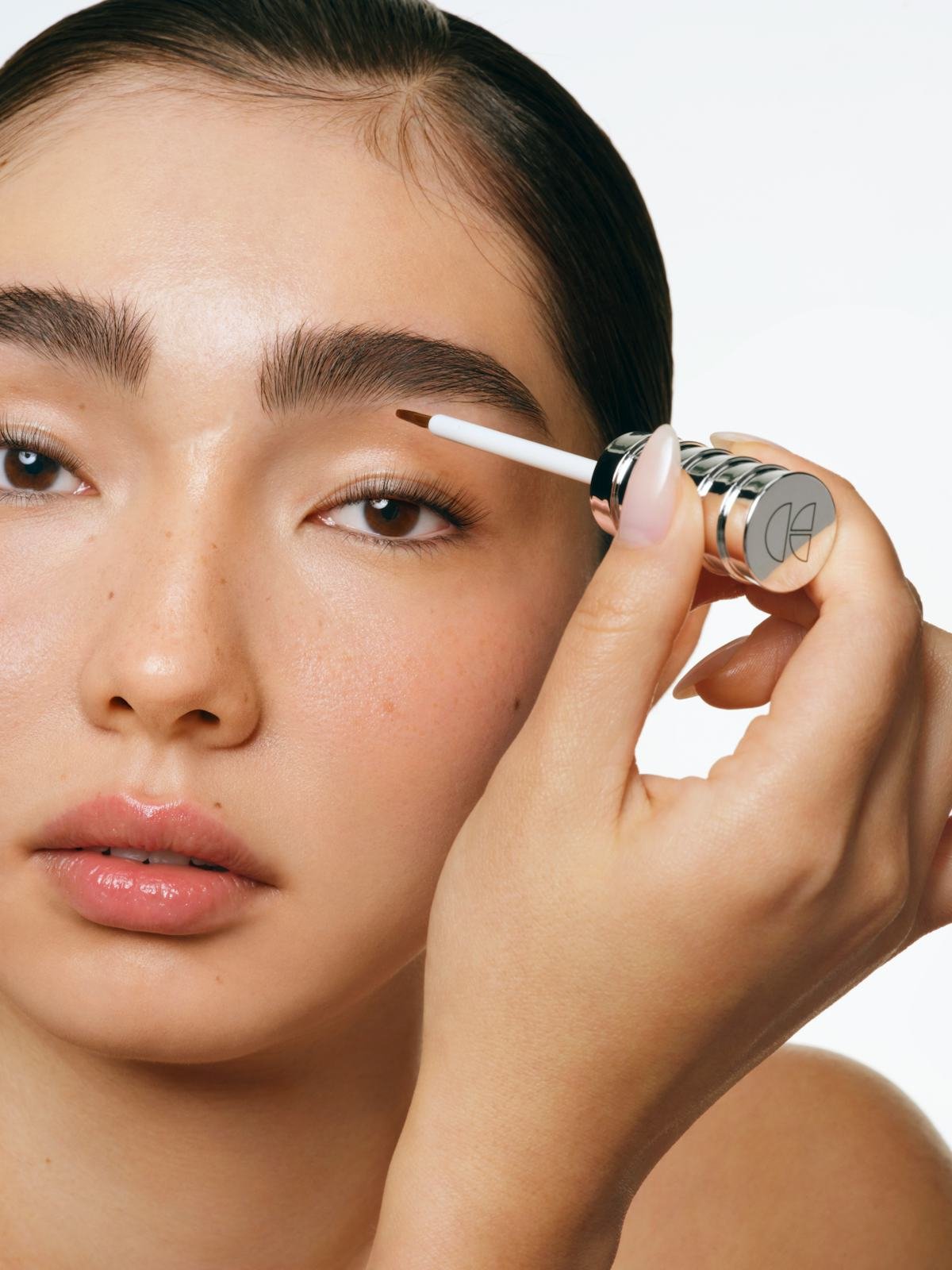 Cécred Has Expanded Its Restoring Line With A Lash & Brow Builder