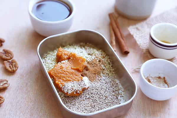 Keto Pumpkin Spice Latte Overnight “Oats”