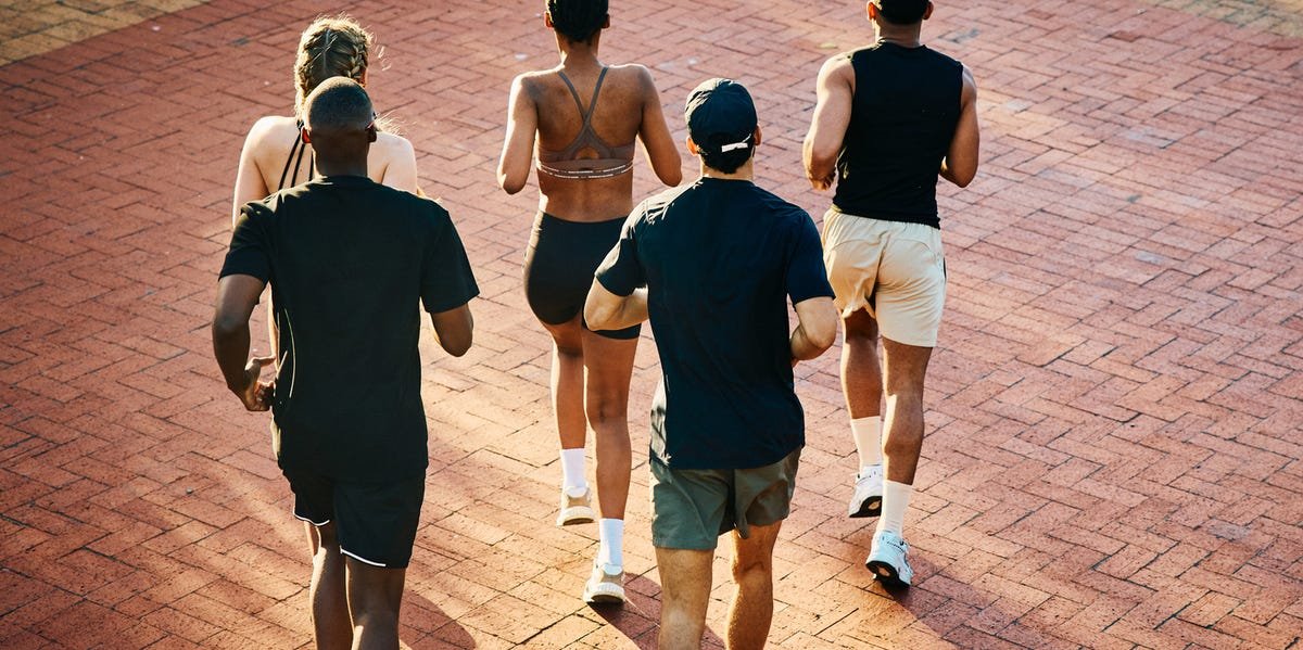 5 Signs You Have Weak Glutes—and How Strengthening Them Helps You Run More Efficiently
